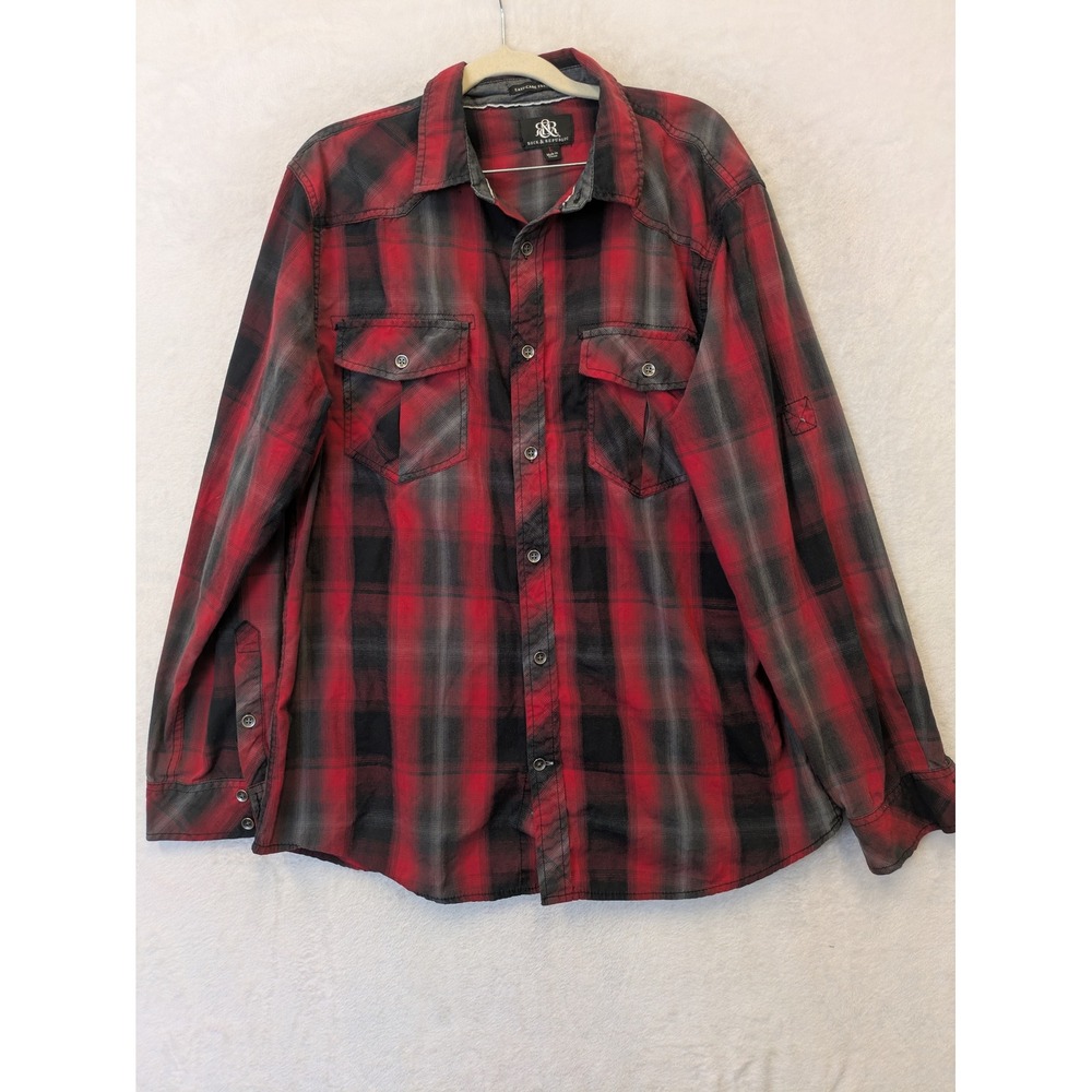 Rock & Republic Men's Size L Red Black Plaid Long‎ Sleeve Button Down Shirt